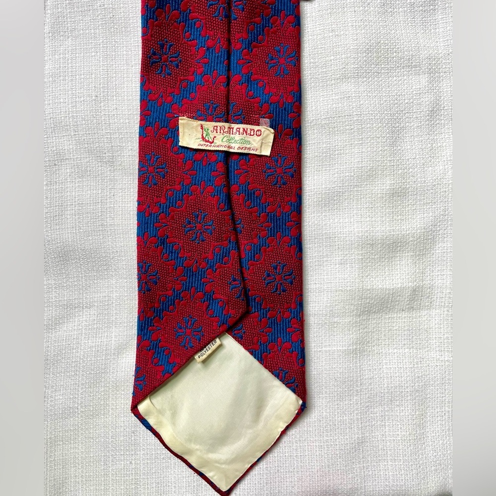 Vintage Armando Tie - Picture 3 of 5